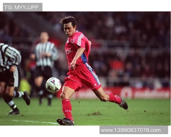 西班牙当家球星助力球队崛起 展现出色球技引领足球风潮 西班牙当家球星助力球队崛起 展现出色球技引领足球风潮